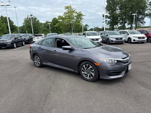 Used 2017 Honda Civic EX image 2