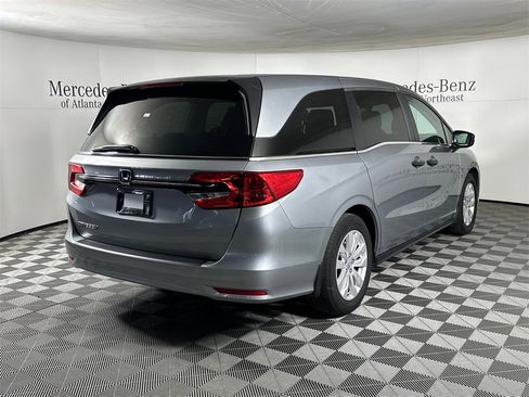 Used 2021 Honda Odyssey LX image 7