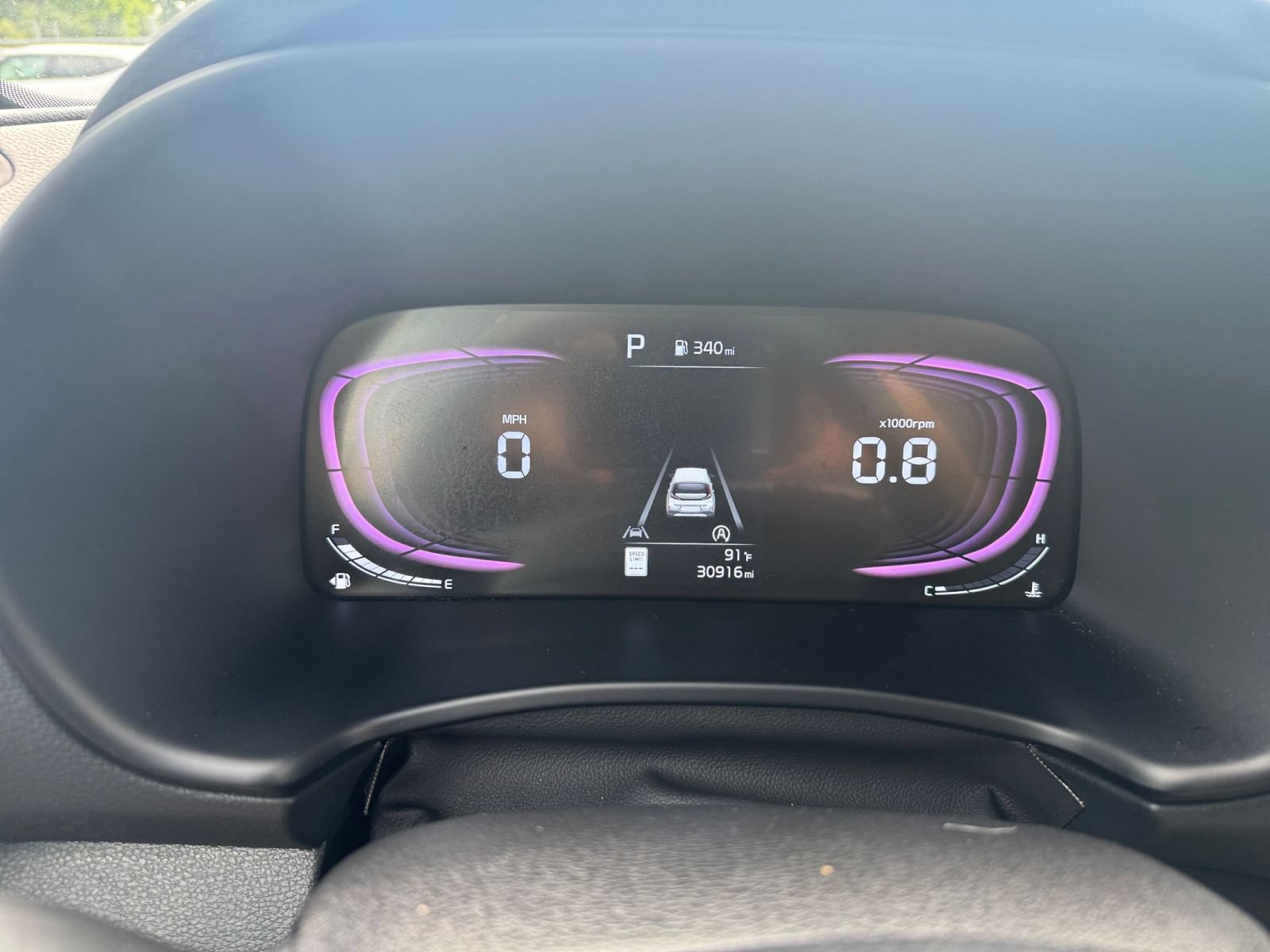 Used 2025 Kia Soul LX w/ LX Technology Package FWD image 37
