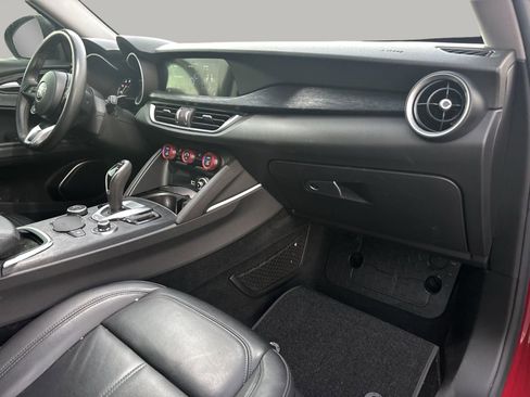 Used 2020 Alfa Romeo Stelvio Sport w/ Quick Order Package 22J Sport image 7