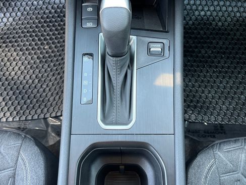 Used 2025 Nissan Kicks SV FWD image 28