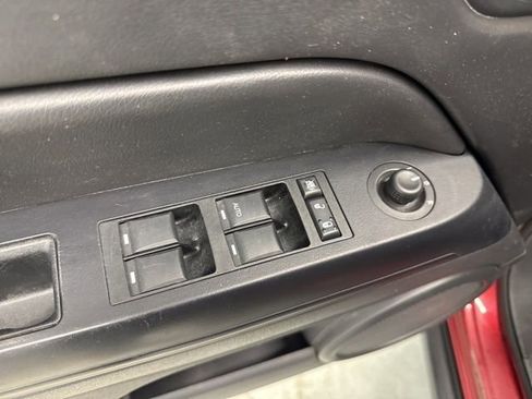 Used 2014 Jeep Patriot Latitude image 16