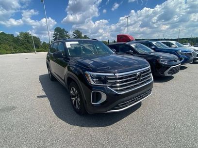 Used 2025 Volkswagen Atlas SE