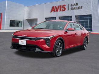 Used 2025 Kia K4 LXS video 1