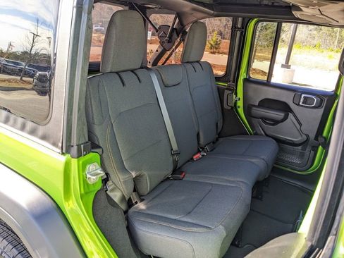 Used 2026 Jeep Wrangler Sport AWD/4WD image 40