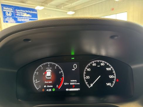 New 2025 Honda HR-V Sport image 10