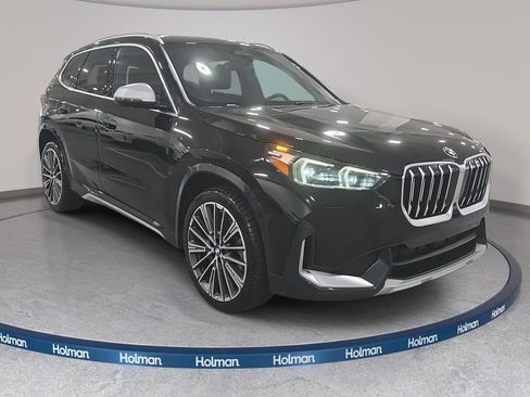 Used 2023 BMW X1 xDrive28i image 3