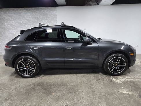 Used 2021 Porsche Macan S image 3