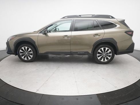 Used 2025 Subaru Outback Limited AWD/4WD image 24