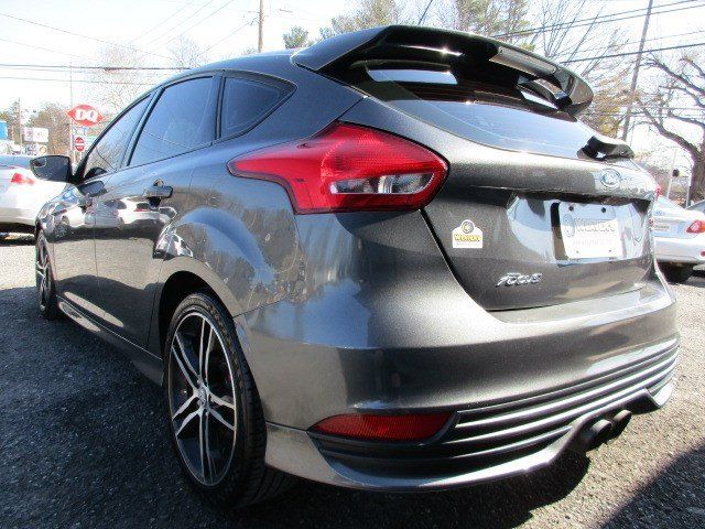 Used 2017 Ford Focus ST FWD image 6