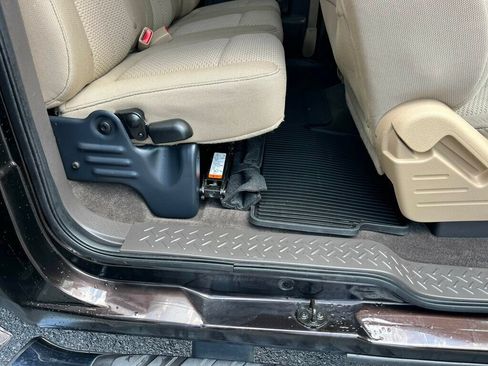Used 2014 Ford F150 XLT w/ Equipment Group 302A Luxury RWD image 32