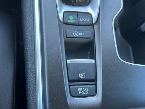 Used 2022 Honda Accord Sport image 32