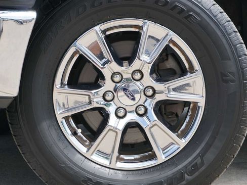 Used 2015 Ford F150 XLT w/ Equipment Group 301A Mid RWD image 2