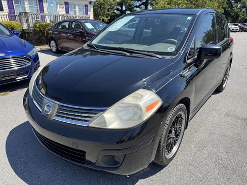 Used 2009 Nissan Versa 1.8 S w/ PWR Pkg image 2