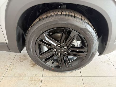 New 2026 Chevrolet TrailBlazer LT w/ Convenience Package FWD image 14