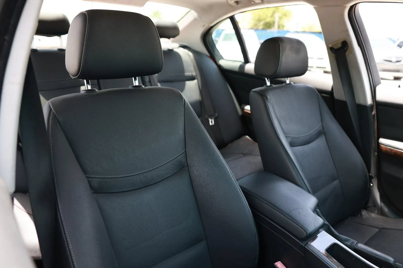 Used 2010 BMW 328i Sedan RWD image 24