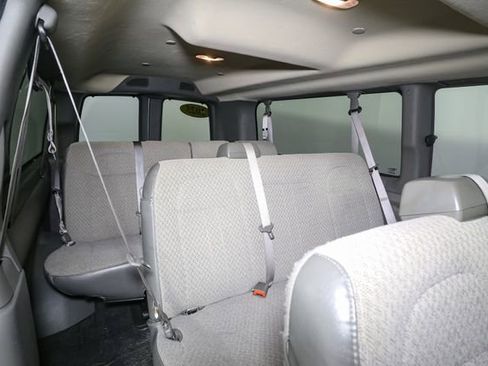 Used 2025 Chevrolet Express 3500 LT w/ LT Preferred Equipment Group RWD image 18