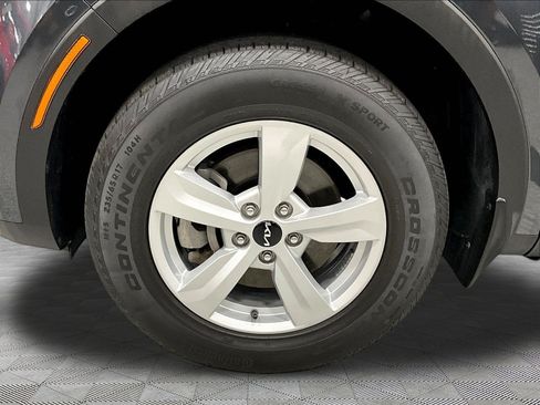 Used 2023 Kia Sorento LX AWD/4WD image 34