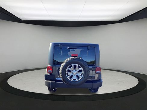 Used 2018 Jeep Wrangler Rubicon w/ Power Convenience Group image 7