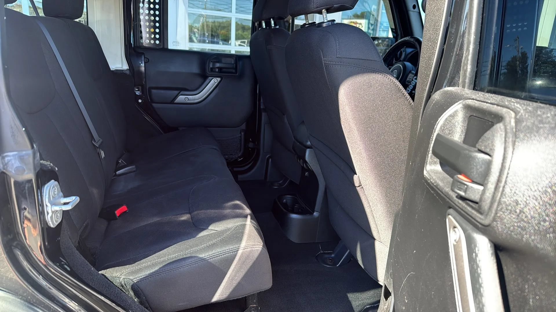 Used 2013 Jeep Wrangler Unlimited Sport AWD/4WD image 28