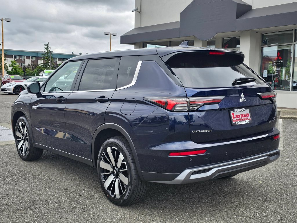 New 2026 Mitsubishi Outlander SE AWD/4WD image 7