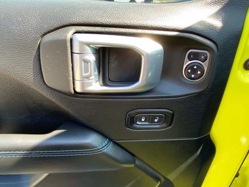 Used 2022 Jeep Wrangler Unlimited Rubicon 4xe w/ Cold Weather Group image 18