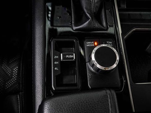 Used 2024 Toyota Tundra Limited AWD/4WD image 20