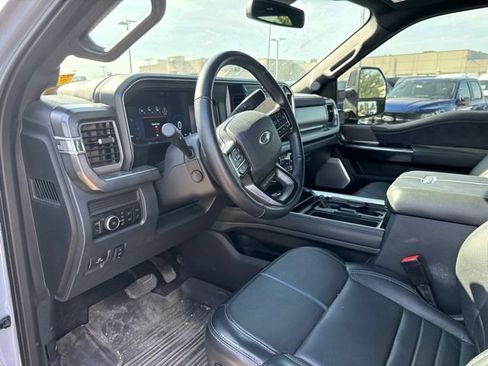 Used 2025 Ford F350 Platinum AWD/4WD image 10