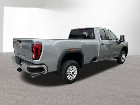 New 2026 GMC Sierra 2500 SLE w/ Preferred Package AWD/4WD image 3