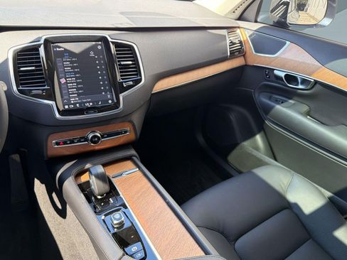 Certified 2023 Volvo XC90 B6 Plus w/ Protection Package Premier image 27