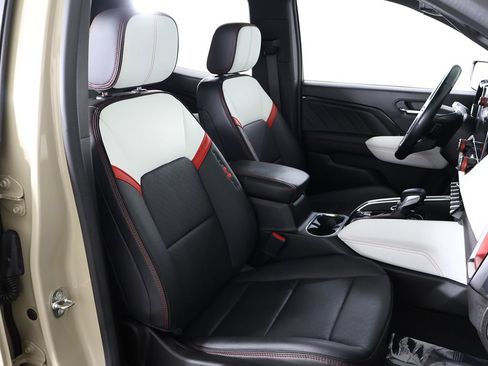 Used 2023 GMC Canyon AT4X AWD/4WD image 36