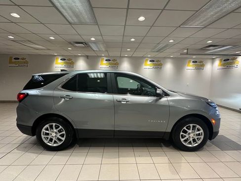 Used 2024 Chevrolet Equinox LT w/ LPO, Floor Liner Package image 3