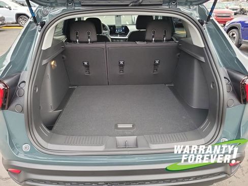 New 2026 Chevrolet Trax LS w/ LS Convenience Package image 17