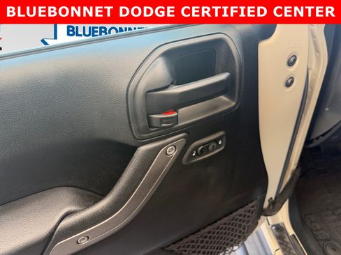 Used 2018 Jeep Wrangler Unlimited Sport AWD/4WD image 10