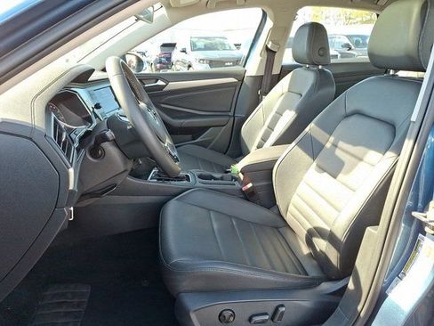 Used 2021 Volkswagen Jetta SE image 17