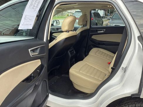 Used 2018 Ford Edge SEL w/ Equipment Group 201A image 28