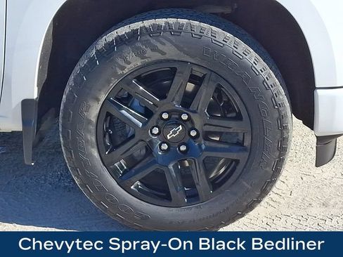 Used 2023 Chevrolet Silverado 1500 Custom AWD/4WD image 29