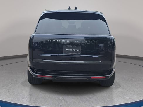 Certified 2026 Land Rover Range Rover Long Wheelbase SE AWD/4WD image 6