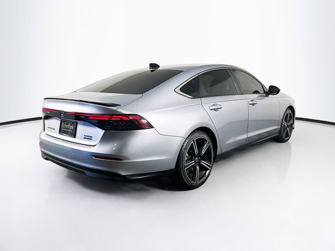 Used 2023 Honda Accord Sport image 9
