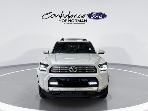 Used 2025 Toyota 4Runner Limited w/ Tow Technology Package AWD/4WD image 2