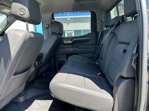 Used 2025 Chevrolet Silverado 1500 RST w/ Redline Edition AWD/4WD image 13