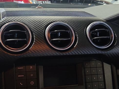 Used 2022 Ford Mustang Coupe RWD image 23