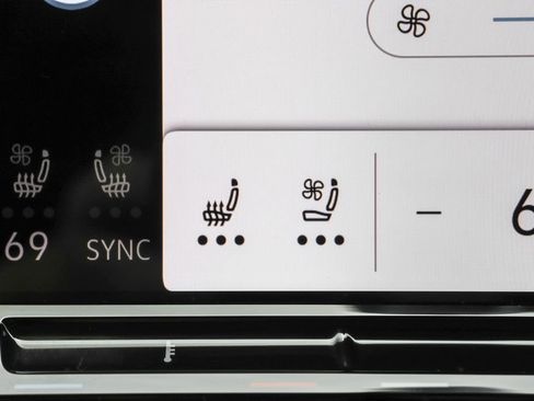 Used 2024 Volkswagen Atlas SEL Premium R-Line image 26