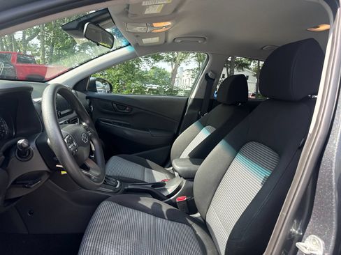 Used 2019 Hyundai Kona SE AWD/4WD image 9