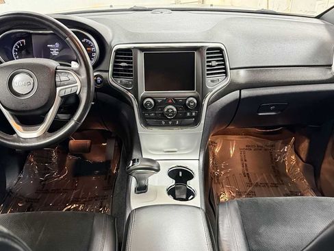 Used 2015 Jeep Grand Cherokee Altitude AWD/4WD image 27