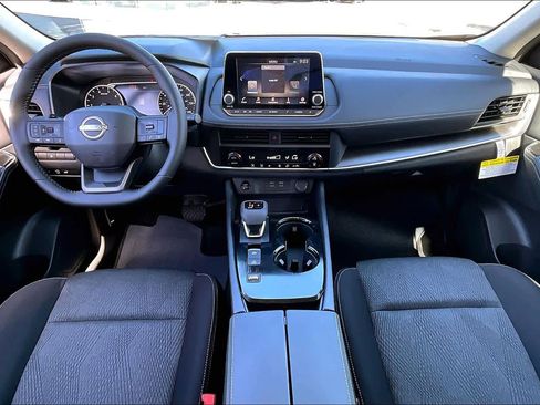 New 2026 Nissan Rogue SV image 5