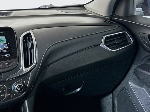 Used 2018 Chevrolet Equinox Premier image 22