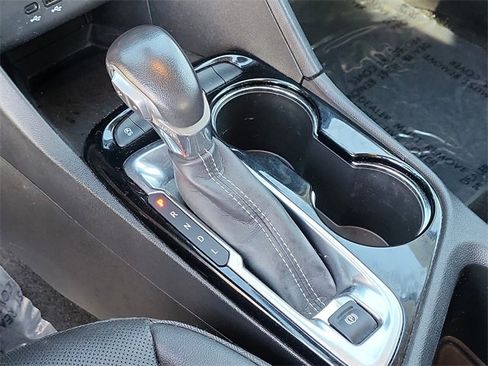 Used 2024 Buick Encore GX Sport Touring w/ Comfort Package image 15