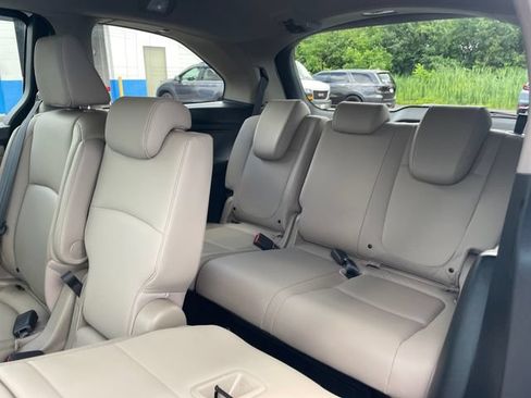 Certified 2024 Honda Odyssey EX-L image 17
