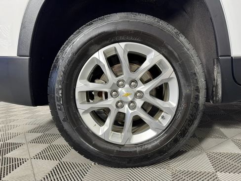 Used 2018 Chevrolet Traverse LT AWD/4WD image 48